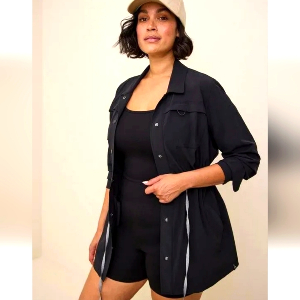 Torrid 00X Black Happy Camper Stretch Woven Anorak Jacket NWT